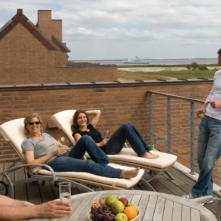 6 Person On A In Romo