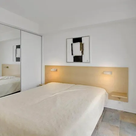 6 Person On A In Romo Sønderby