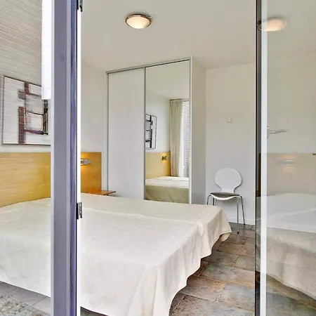 度假居 6 Person On A In Romo