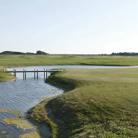 6 Person On A In Romo 度假居