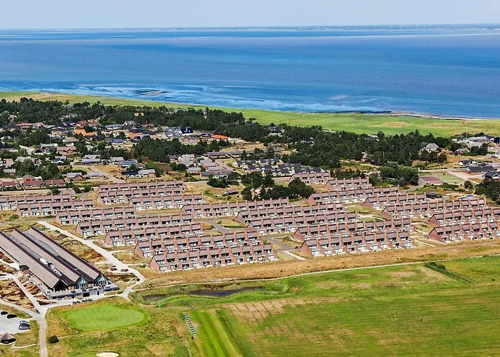 6 Person On A In Romo