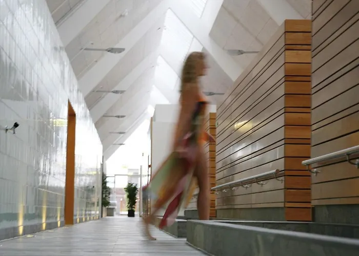 6 Person On A In Romo