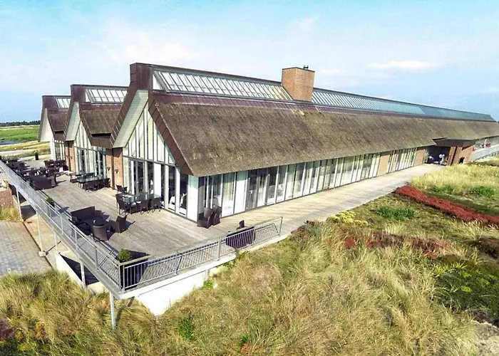 6 Person On A In Romo